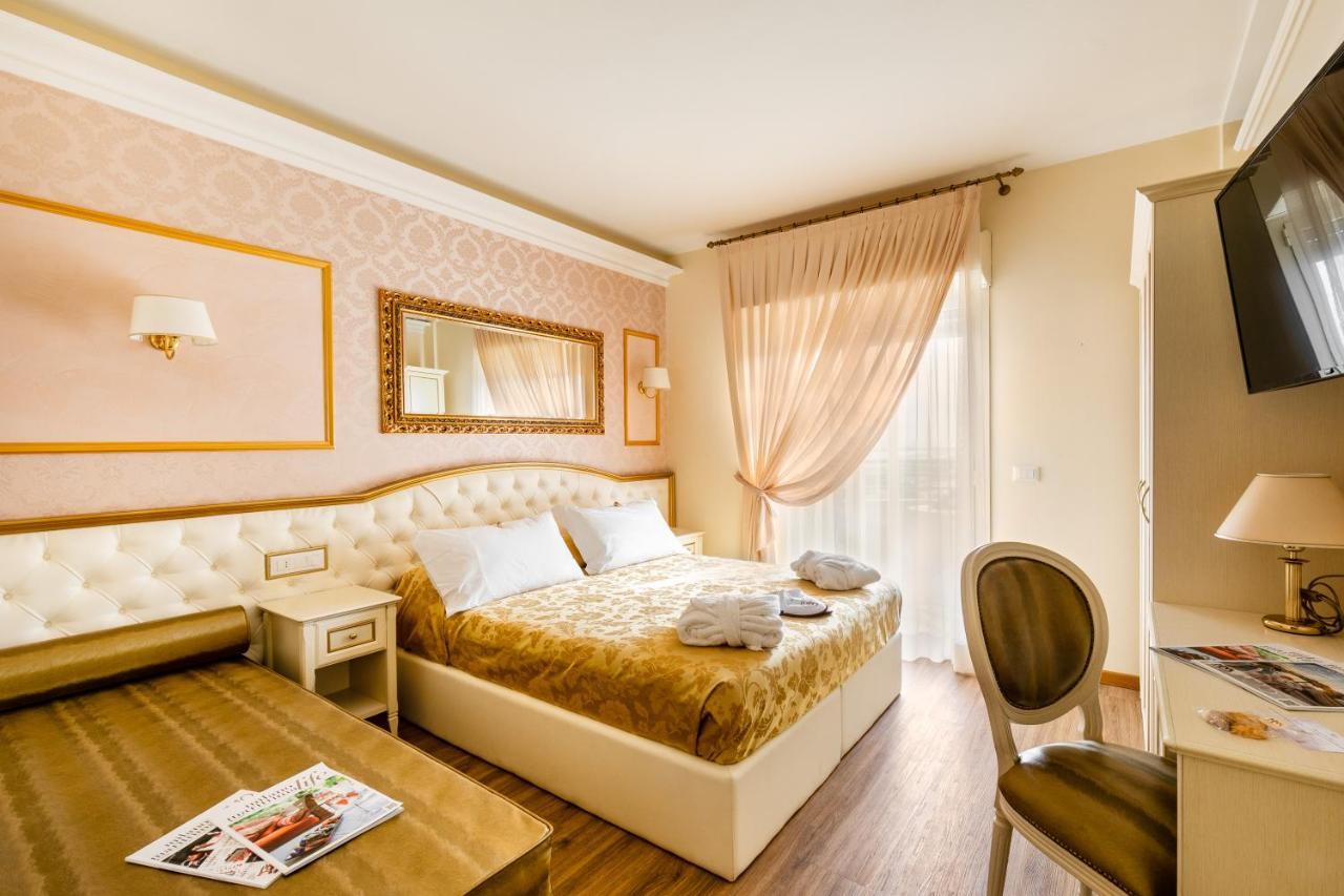 Hotel Mazzanti Милано Мартима Екстериор снимка