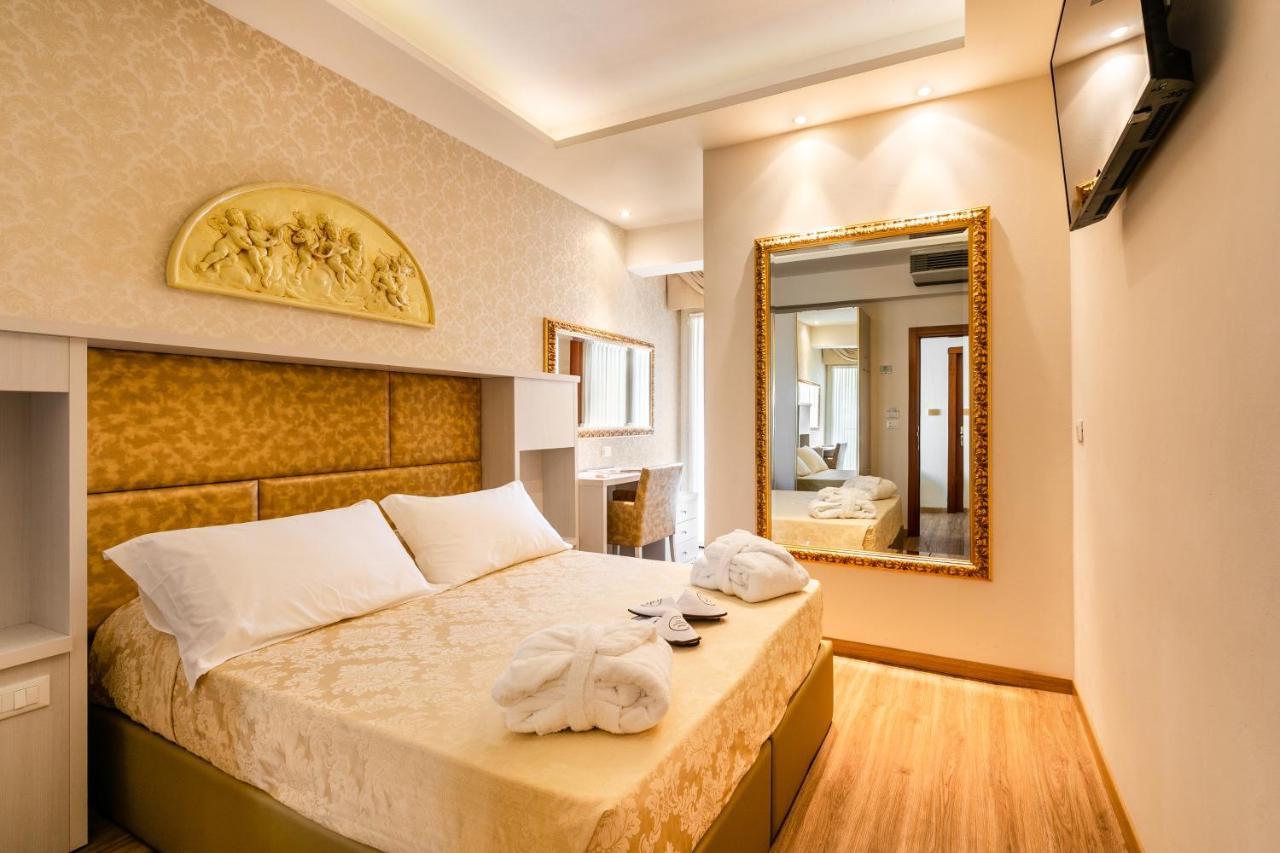 Hotel Mazzanti Милано Мартима Екстериор снимка