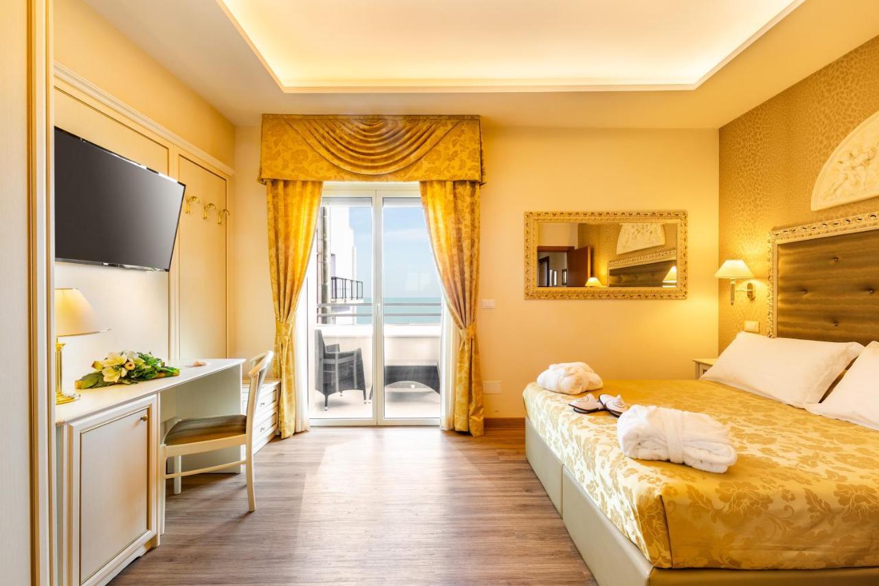 Hotel Mazzanti Милано Мартима Екстериор снимка