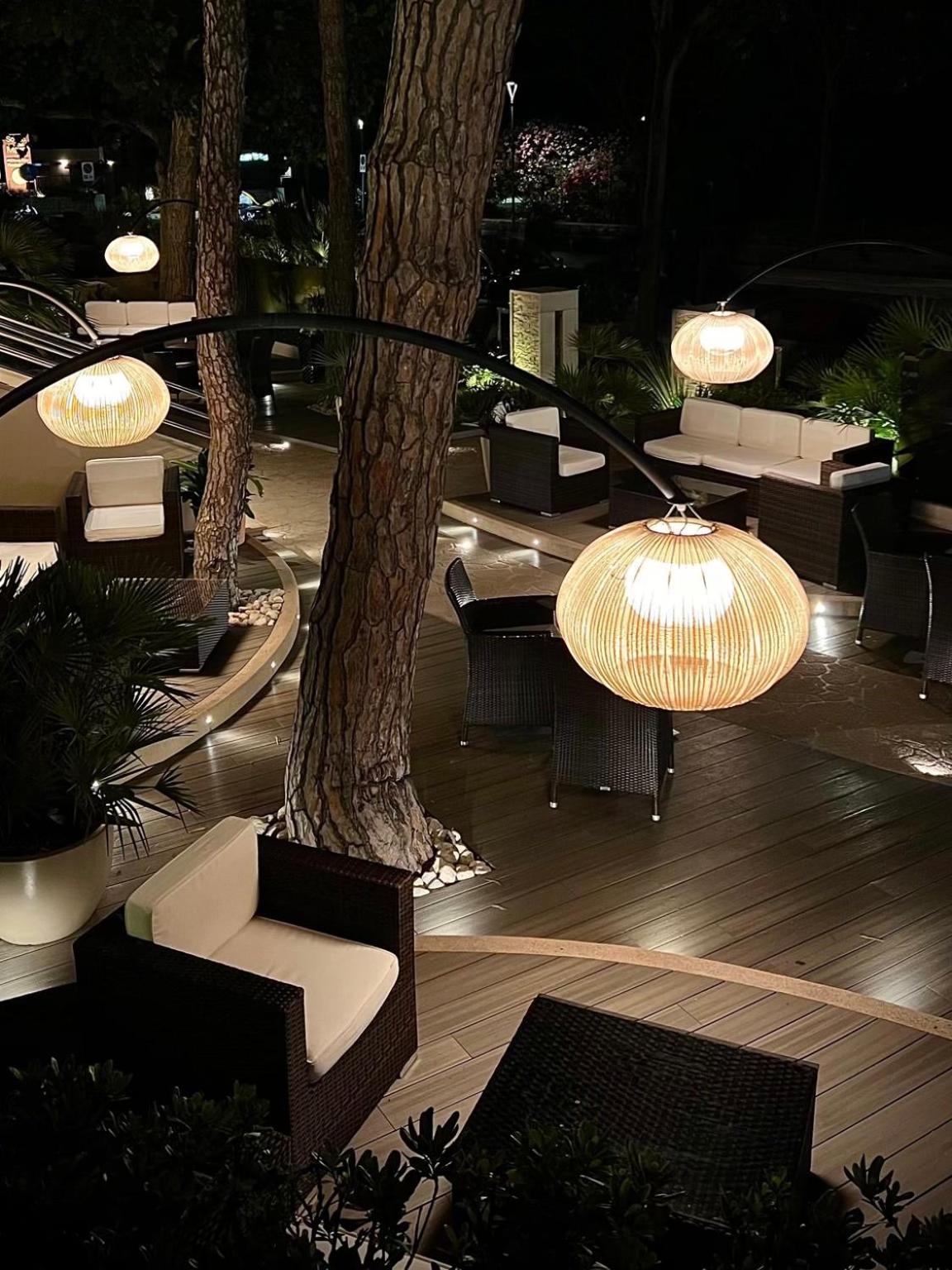 Hotel Mazzanti Милано Мартима Екстериор снимка